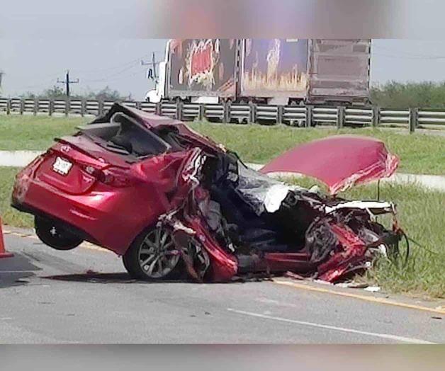 Hombre pierde su brazo en choque de camioneta con tráiler en Autopista Periférico