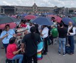 Simpatizantes de AMLO se reúnen en el Zócalo para su último Grito