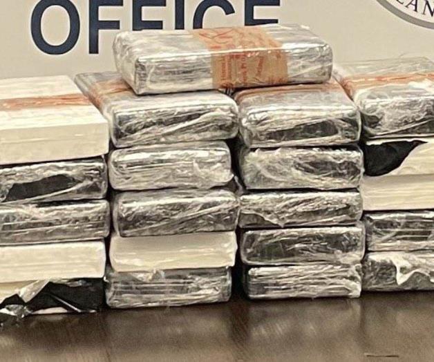 Confiscan cuantiosos cargamentos de droga Confiscan cuantiosos cargamentos de droga