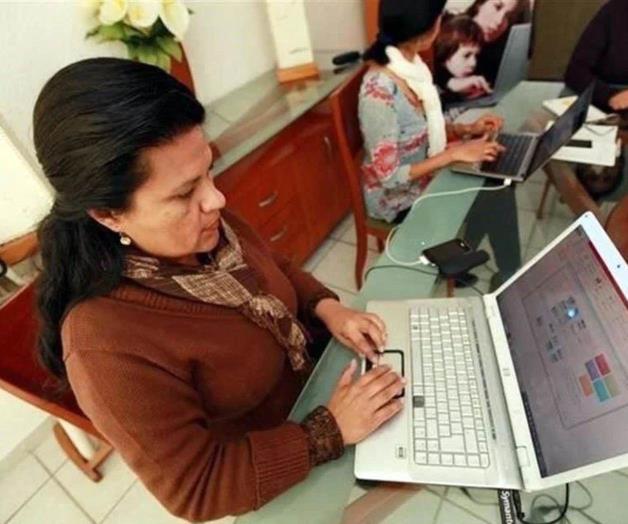 Empresas firman pacto por la igualdad salarial de género Empresas firman pacto por la igualdad salarial de género