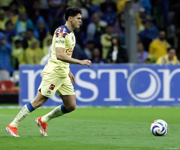 Lesión de Israel Reyes en el América