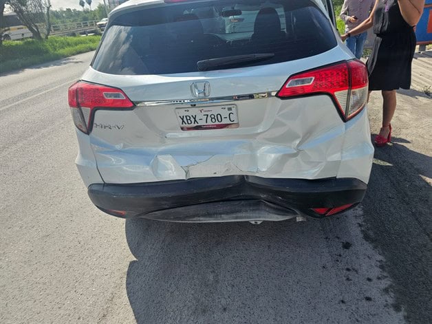 Descuido de conductor causa choque en Bulevar Morelos de Reynosa