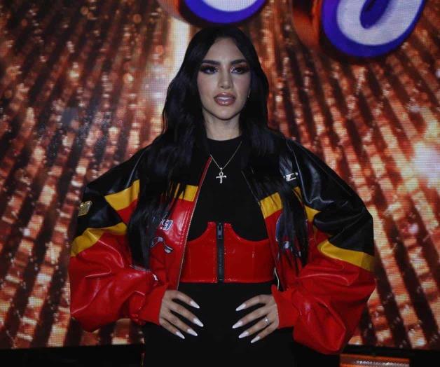 Se desgarra Kim Loaiza en shows