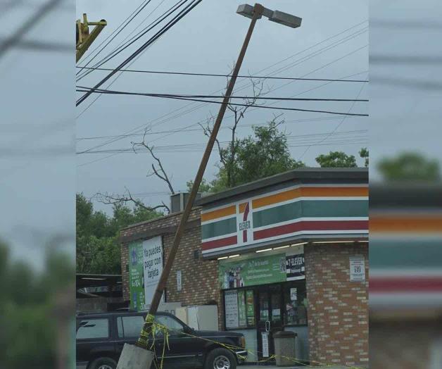 Representa un riesgo para clientes: Impide cadena caída de poste