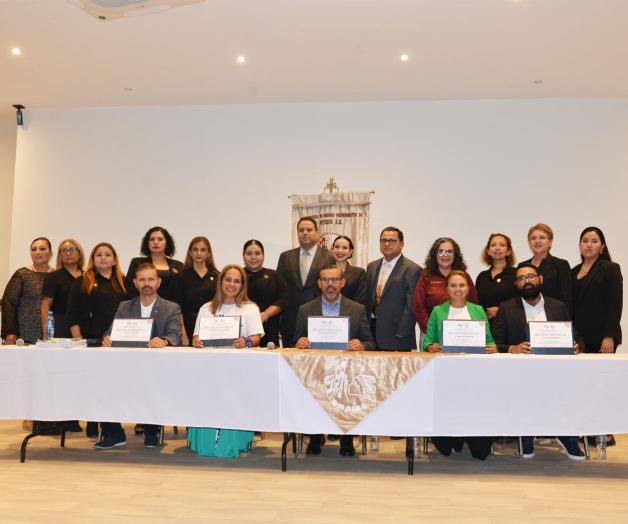 Ofrecen la charla ´Dialogos Profesionales´ Ofrecen la charla ´Dialogos Profesionales´