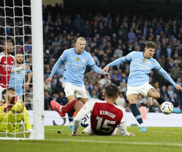 Salva Stone al Manchester City ante el Arsenal