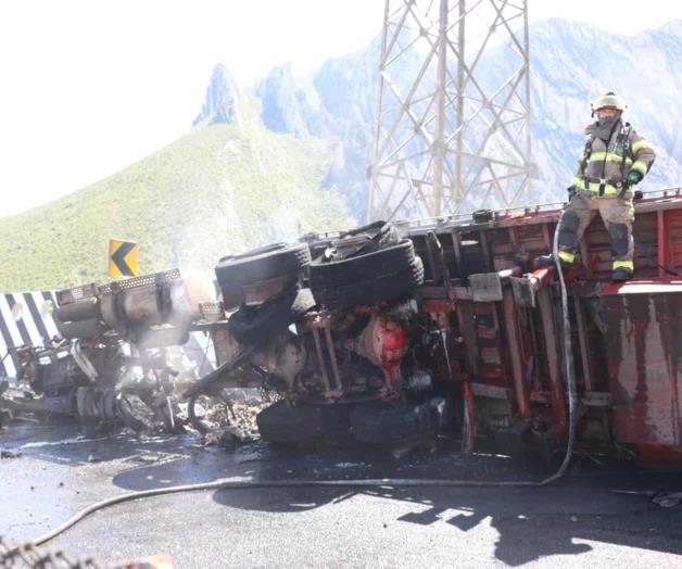 Audiencia a responsable de de accidente de tráiler que dejó 6 muertos en Santa Catarina Audiencia a responsable de de accidente de tráiler que dejó 6 muertos en Santa Catarina