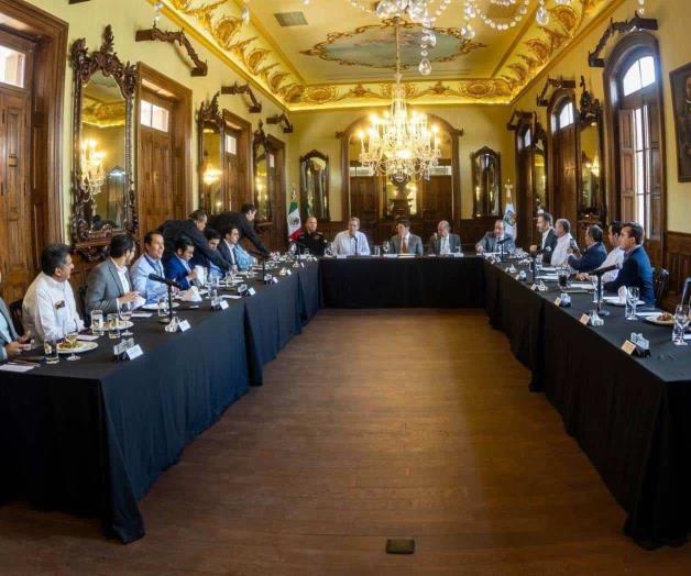 Sostienen Alcaldes reunión con Samuel en privado Sostienen Alcaldes reunión con Samuel en privado