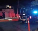 Menor fallece en choque de motocicleta y camioneta en Monterrey