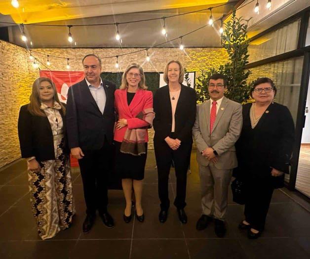 Fortalece la UAT relación con Australia Fortalece la UAT relación con Australia