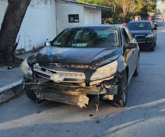 Se pasa alto y causa choque Se pasa alto y causa choque