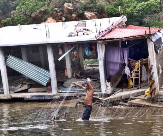 Impacto del Hurac&aacute;n John en Protecci&oacute;n Civil