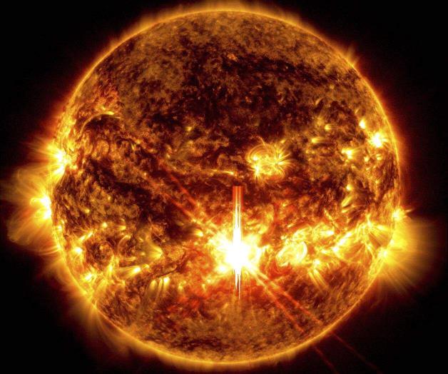 Coincide con el ‘azote’ de dos huracanes: Alerta por tormenta solar