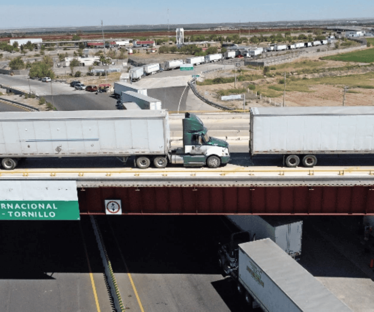 En el puente internacional Tornillo-Guadalupe: Estudian impacto de cruce de carga
