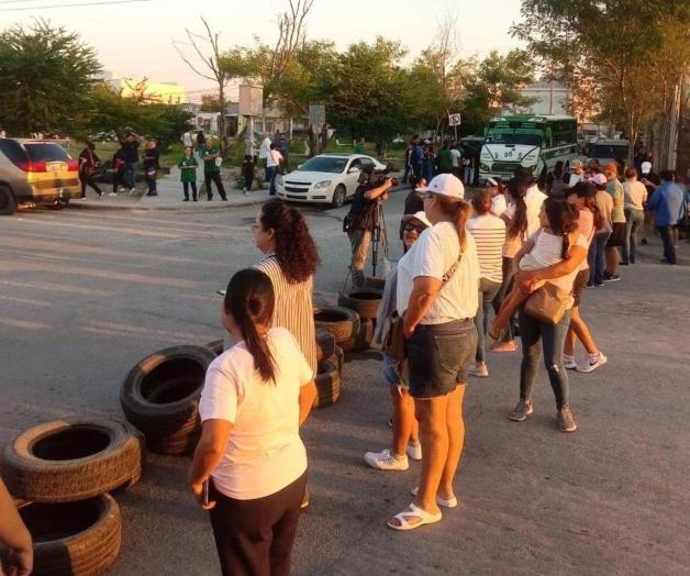 Protestan vecinos de colonia Jarachina Sur por falta de agua