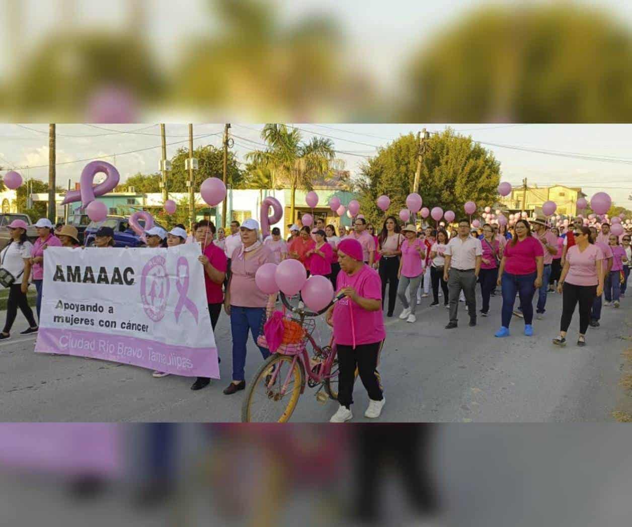 Participan gobierno y DIF RB: Caminata rosa contra el cáncer