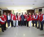 Se reúne Almaraz con la Cruz Roja