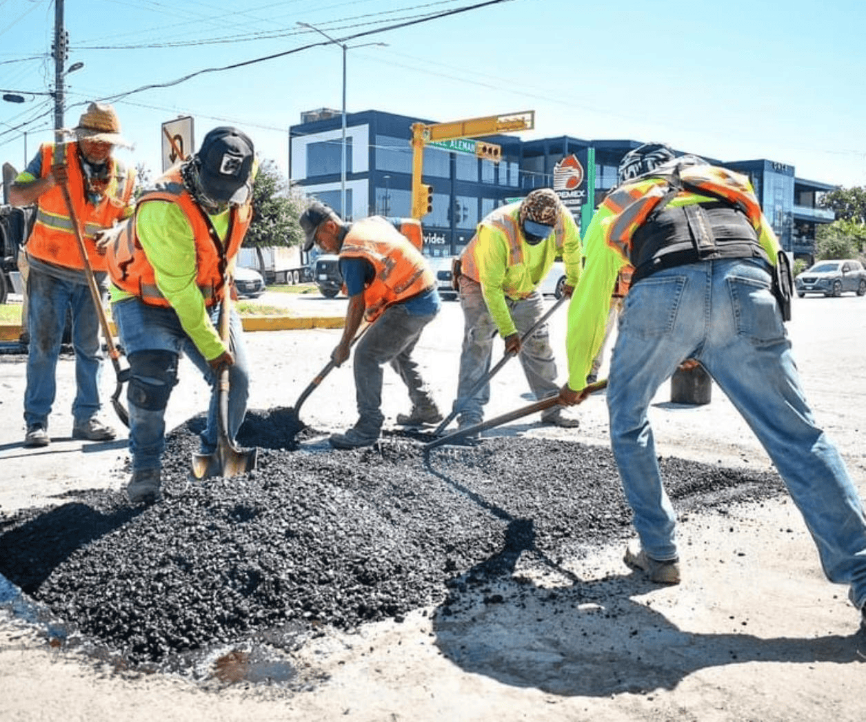 Implementado por el alcalde: Llega programa de bacheo a la Miguel Alemán