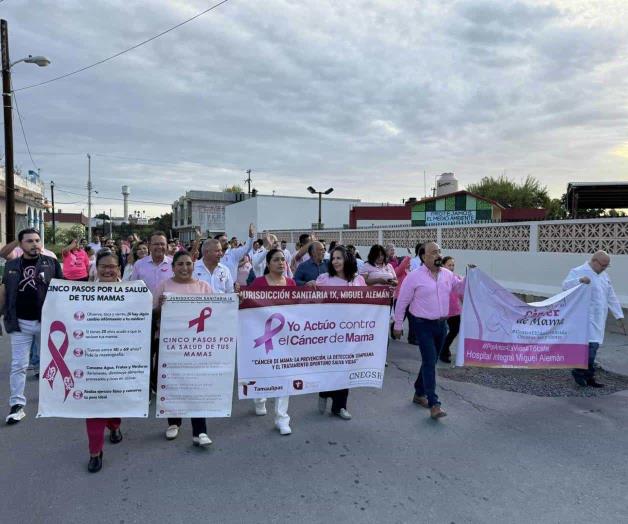 Participa personal de la jurisdicción sanitaria IX: Caminan contra el cáncer de mama