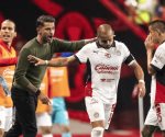 Chivas acepta que el equipo está herido; lanzan dardo contra Gago