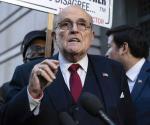 Juez ordena a Giuliani entregar apartamento y 26 relojes, por demanda