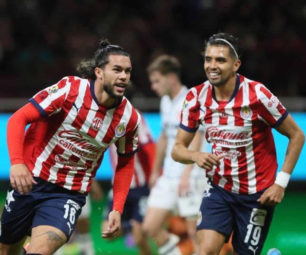 Chivas vence a Necaxa en un duelo lleno de acci&oacute;n