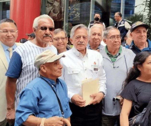 Tacha Rubén Choreño como burla elección en gremio petrolero