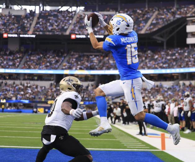 Dos touchdowns de McConkey llevan al triunfo a los Chargers Dos touchdowns de McConkey llevan al triunfo a los Chargers