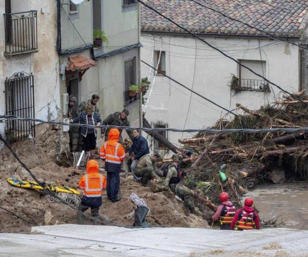 Devastadoras inundaciones en España dejan más de 60 muertos Devastadoras inundaciones en España dejan más de 60 muertos