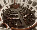 Congreso aprueba, en lo general, la licencia de conducir permanente