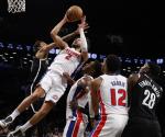 Vence Detroit a Nets