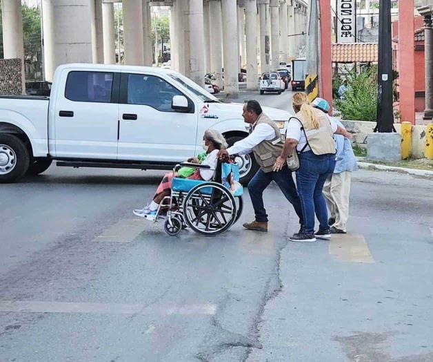 Auxilian a discapacitados para cobrar sus pensiones en Reynosa Auxilian a discapacitados para cobrar sus pensiones en Reynosa