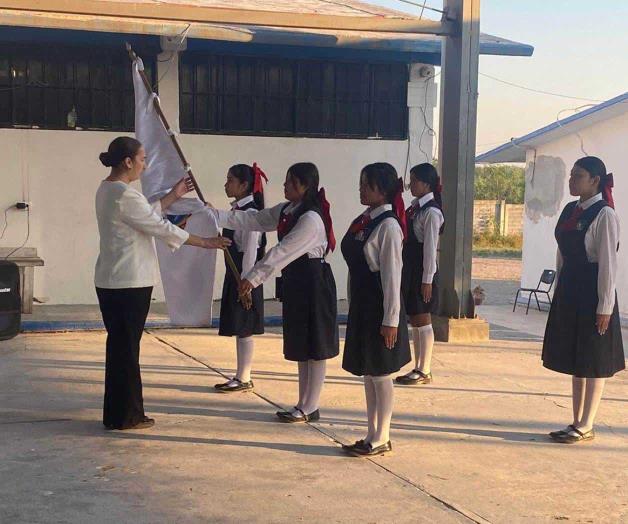 Concurso de escoltas en Telesecundarias de Reynosa