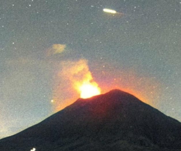 Misterioso objeto cruza el volcán Popocatépetl Misterioso objeto cruza el volcán Popocatépetl