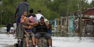 Golpeada por ciclón ´Rafael´: Drama en Cuba