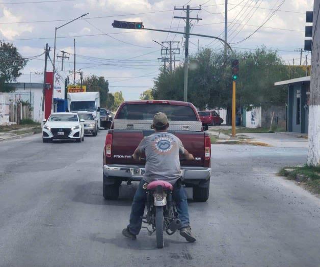 Piden orden a motociclistas