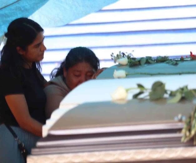 Velan a comerciantes asesinados en Guerrero; exigen justicia
