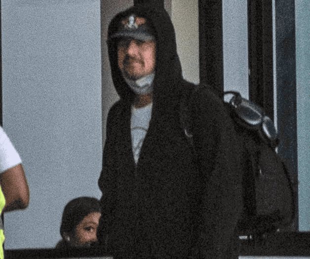 Llega DiCaprio a México con novia  y mamá