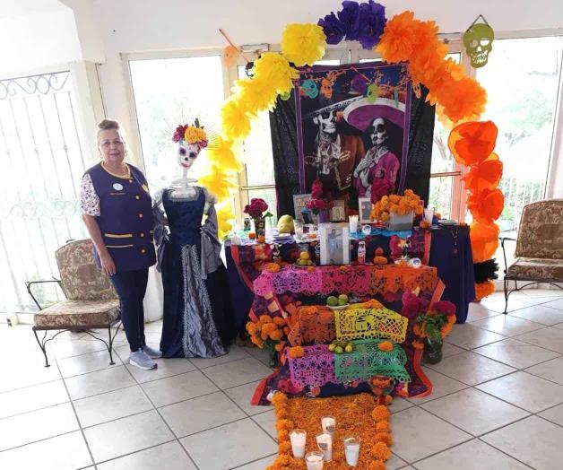 Visitan a los abuelitos