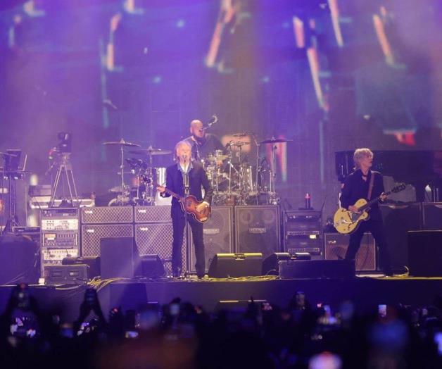 Paul McCartney entrega un espectáculo inolvidable en México