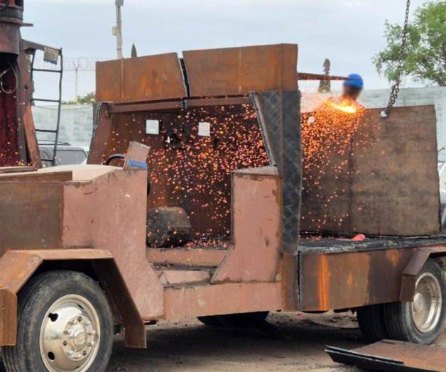 Destruye FGR vehículos con blindaje artesanal