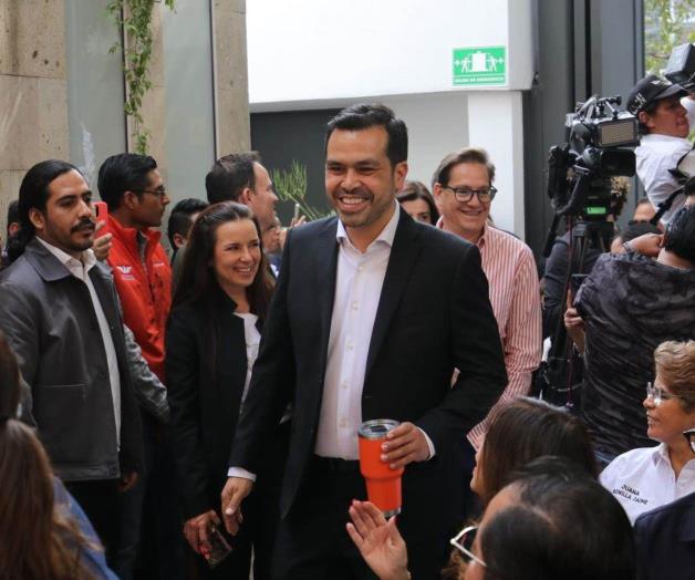 Arropa a M&aacute;ynez plana mayor de MC