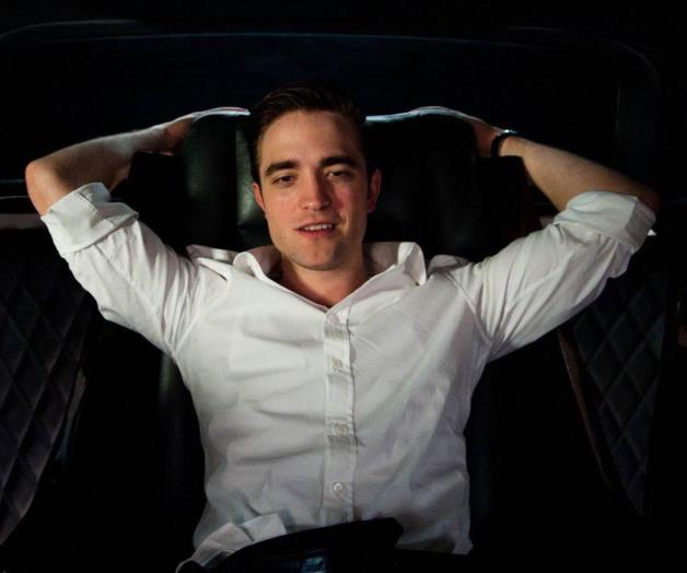 Robert Pattinson se une al elenco de la nueva película de Christopher Nolan