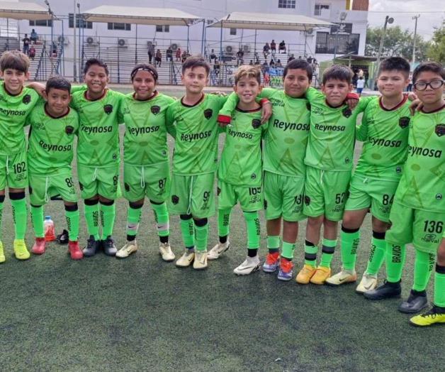 Golean Bravos a Inglaterra Golean Bravos a Inglaterra