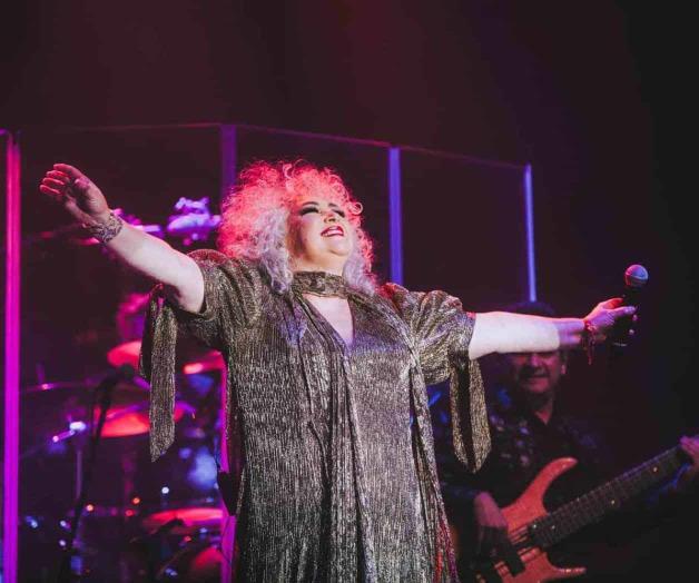 Amanda Miguel, en el  showcenter: Llena de amor y aplausos