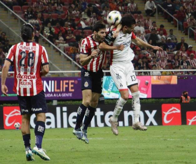 Quiere Pollo Briseño seguir luchando por los colores de Chivas Quiere Pollo Briseño seguir luchando por los colores de Chivas