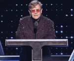 Pierde Elton John visión en ojo derecho  por infección