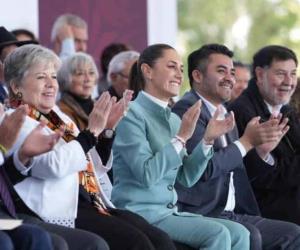 Firman Claudia Acuerdo Nacional por el Derecho Humano al Agua y Sustentabilidad