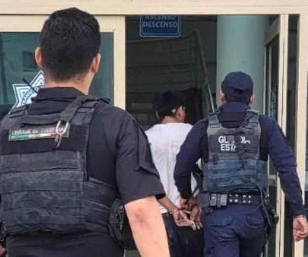 Hombre se pone agresivo con su esposa y con los policías en Reynosa