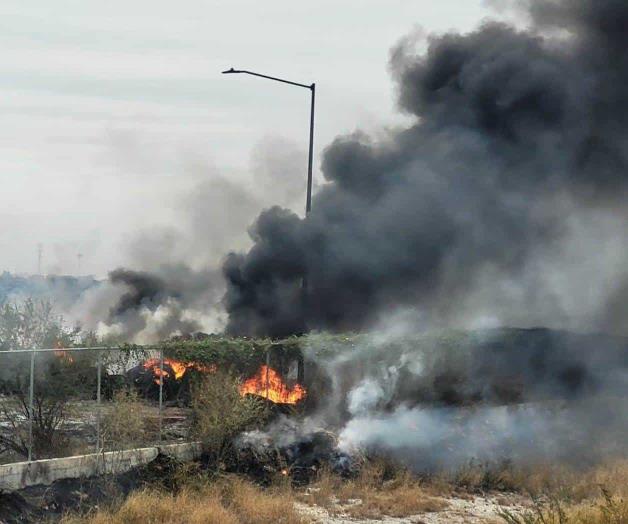 Arde basurero Las Anacuas de Reynosa